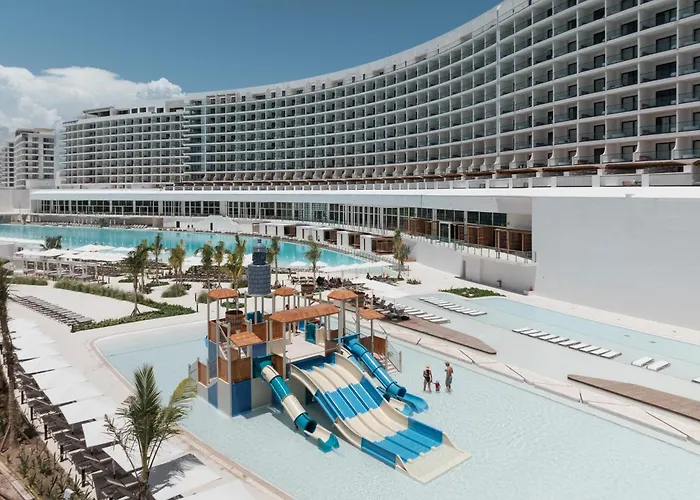 Ava Resort Cancun